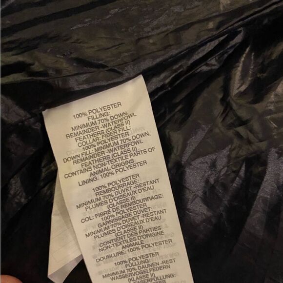 J. Crew Shiny Puffer Quilted Zipper
Vest, Down filled Navy Blue, sz XS - Picture 6 of 7